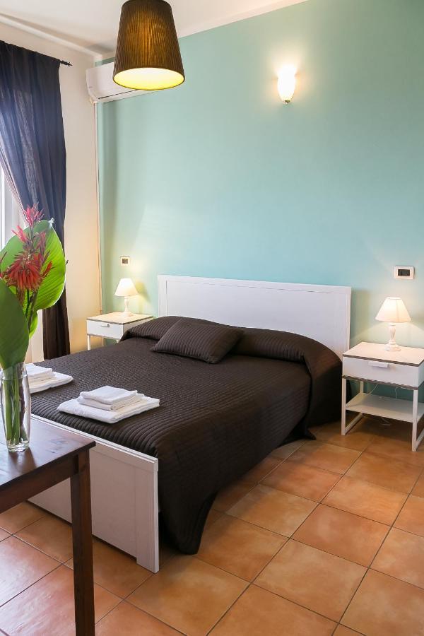 Belvedere Monte Leano Guest House Terracina Exterior photo
