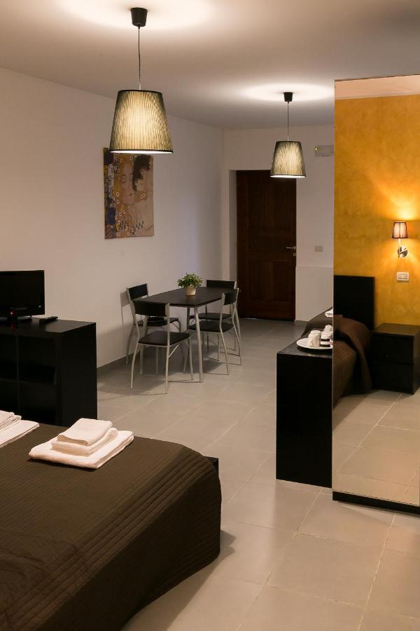 Belvedere Monte Leano Guest House Terracina Exterior photo