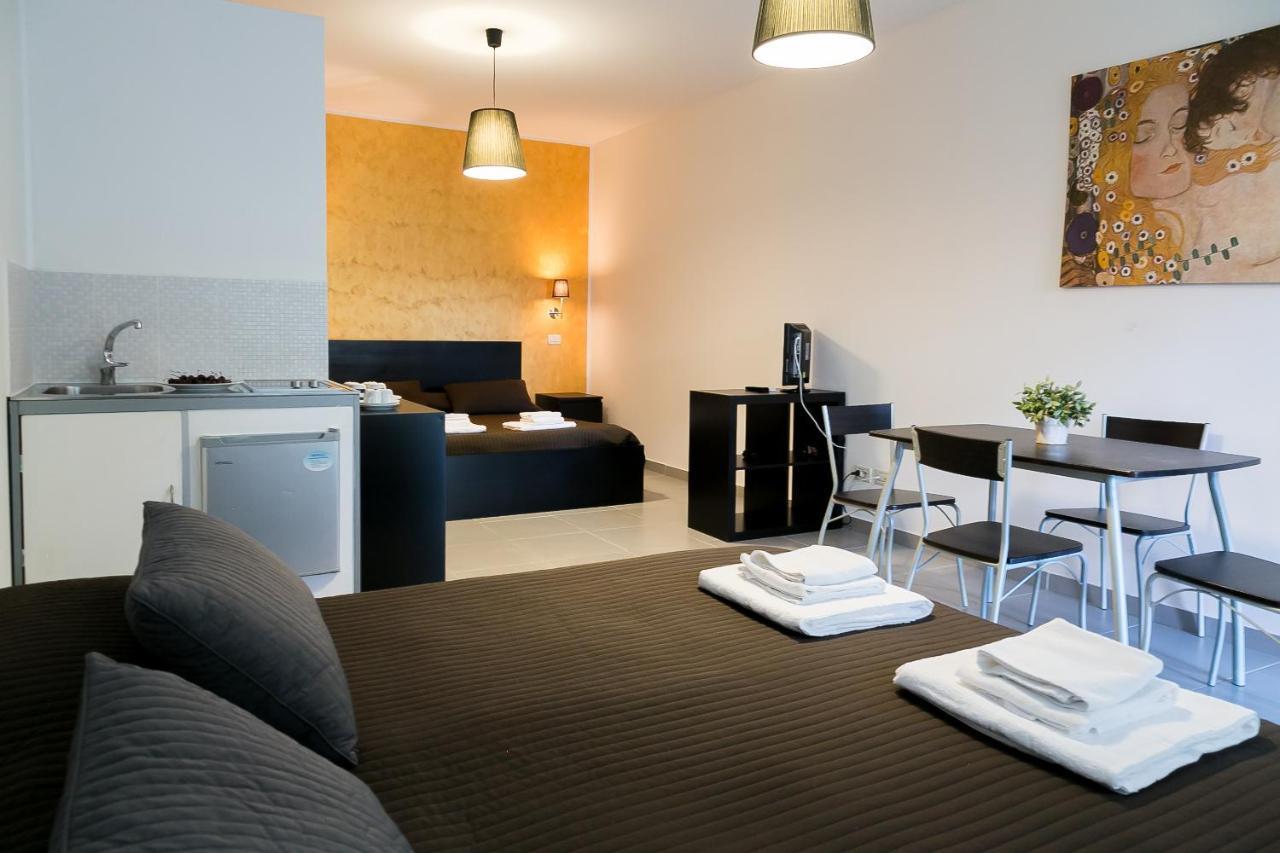 Belvedere Monte Leano Guest House Terracina Exterior photo