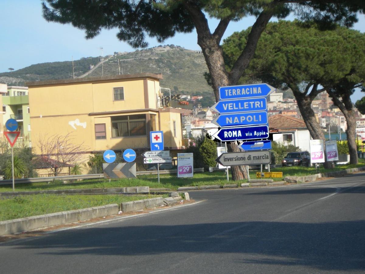 Belvedere Monte Leano Guest House Terracina Exterior photo